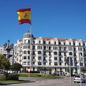 Haus Castelar , Santander España